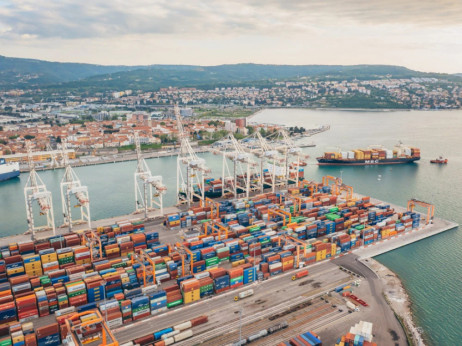 Zgodbe tedna: Kitajci v Luki Koper, višina božičnic, obisk ECB v Ljubljani