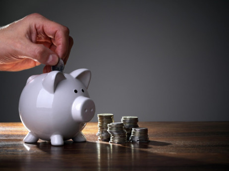 Slovenske banke po desetih mesecih: dobiček nižji za desetino