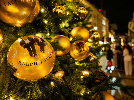 Kako je 'Ralph Lauren Christmas' postal zlata kokoš marketinga