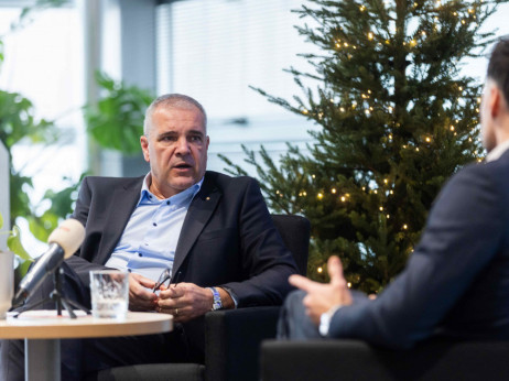 Največji evropski avtotrgovec v Sloveniji znova z upadom prodaje