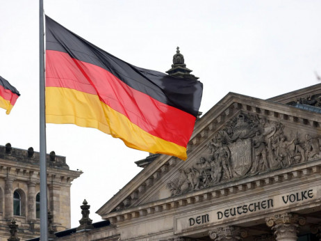 Nemčija zaradi vojne prepolovila napoved rasti BDP za leto 2026