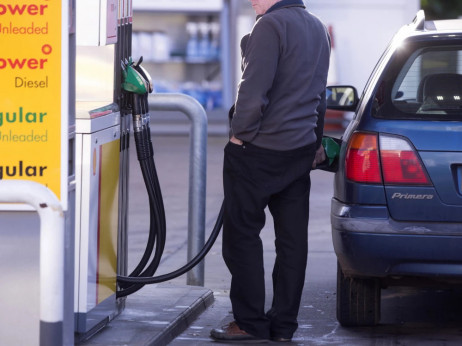 V Nemčiji rekordne cene goriv: Dizel pri 2,44 evra