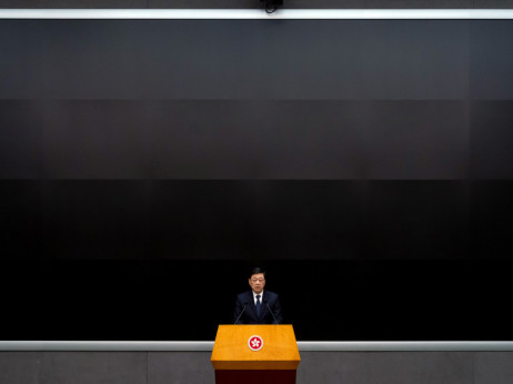 Hongkong: bodo plameni Xijeve diktature zajeli tudi cvetočo borzo?