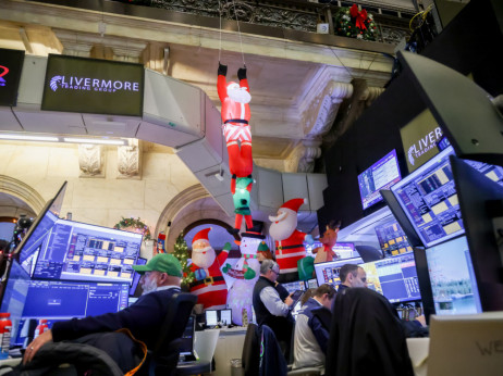 Kam bi v 2026 vlagale investicijske banke – stavijo na delnico, o kateri se najmanj govori