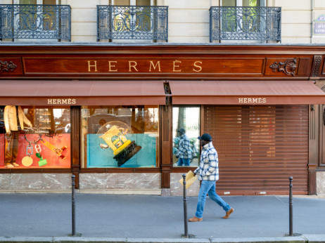Hermès pripravil presenečenje, zahvala pa gre torbici Birkin