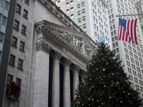 Brutalno leto za izbiro delnic povzroča tisoč milijardni beg iz skladov