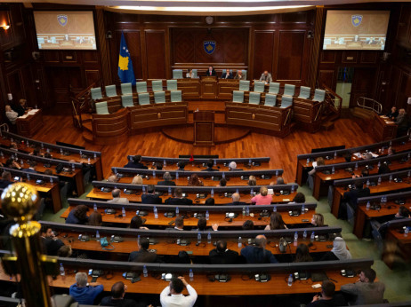 Kosovo voli: bo skoraj leto dni trajajoči politični zastoj odpravljen?