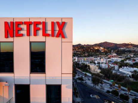 Top 5 novic za začetek dneva: Netflix odstopil od zgodovinske kupčije