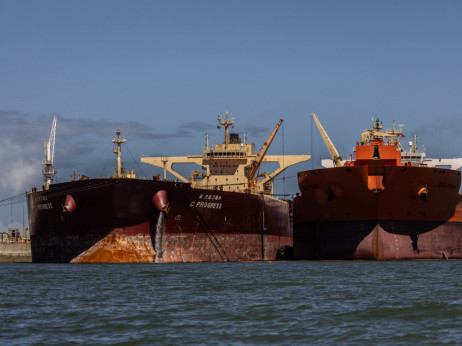 Ameriška strategija glede venezuelskega nafte je sprožila tekmo za dostop