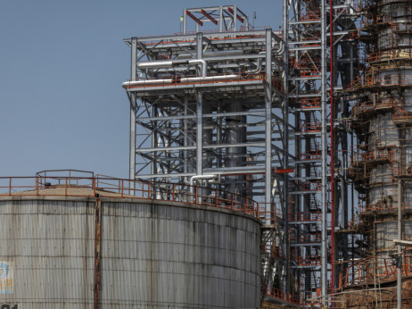 Nafta še dražja, ZDA in Iran po mnenju Fesharakija na pragu vojne