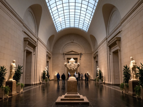 Obstoj Smithsoniana zaradi Trumpa pod vprašajem in kakšna je povezava s Harryem Potterjem