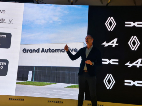 Distributer Renaulta si želi nazaj na vrh, a pot ne bo lahka