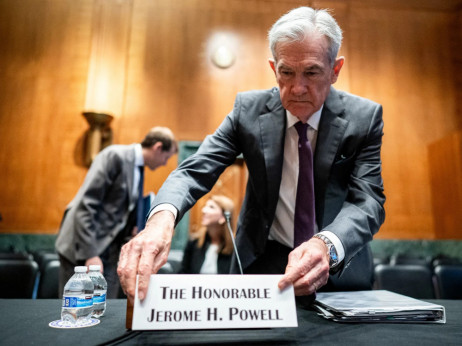 Top 5 novic za začetek dneva: Upor in drama v Fedu