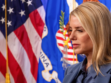 Pravosodno ministrstvo objavilo nov sveženj Epsteinovih dokumentov