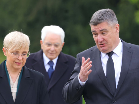 "V slovenski zunanji politiki so lepe zgodbe, vendar ne v slovenskem sosedstvu"