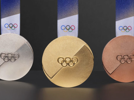 Majhna Slovenija, a velike nagrade: kdo je pobral največ olimpijskih medalj, kdo pa služi največ