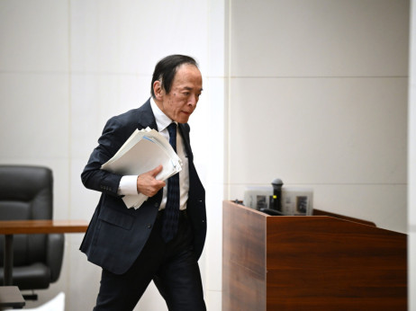 Na Japonskem ohranili obrestno mero, v zraku ukinitev davka na hrano