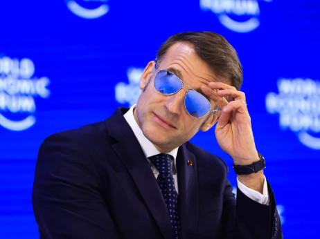 iVision Tech eksplodiral na borzi zaradi Macrona: 'Naval na očala nam je sesul spletno stran'