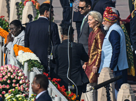 Kaj bo "mati vseh sporazumov" prinesla Sloveniji?