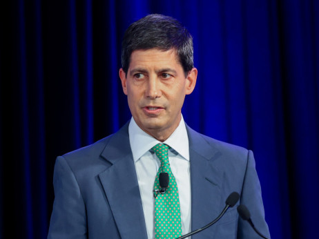 Trump je izbral Kevina Warsha za vodenje Feda