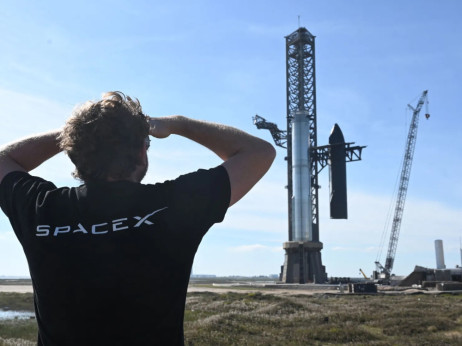 Muskov SpaceX se združuje z xAI. Koliko bo vredno skupno podjetje?