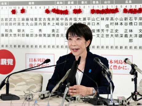 Japonska: Takaichi slavi zgodovinsko zmago