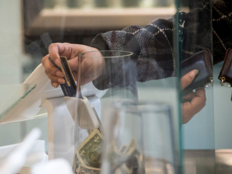 Zamude pri plačilih ameriških potrošnikov najvišje po 2017