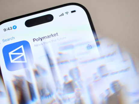 Sledite ali ste korak pred trgom? Na kaj vlagatelji stavijo med vojno z Iranom