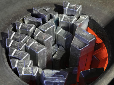 Kitajski izvoz aluminija poskočil, da bi zapolnil svetovni primanjkljaj