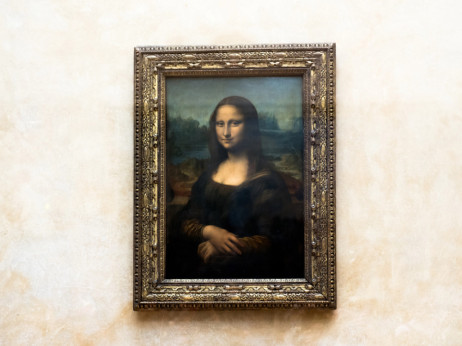 V bran ponaredkom: od Mona Lize, prek torbic Birkin, do lutk Labubu