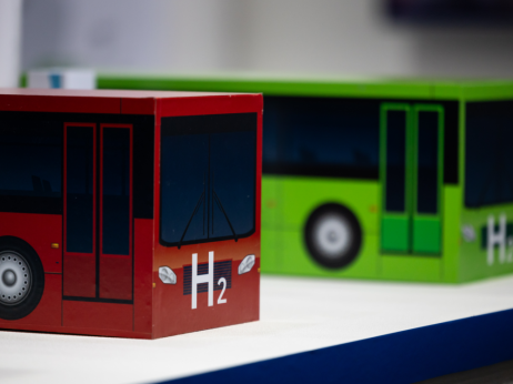 Zelen, moder, bel, rdeč, turkizni…kaj pravzaprav pomenijo barve vodika?