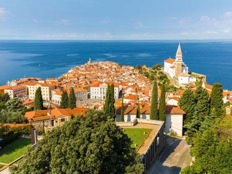 Cene stanovanj na Obali padajo? Tako pravijo nepremičninski posredniki