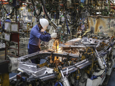 Upočasnitev rasti predelovalne industrije ZDA