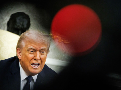 'MAGA je razdeljena': Trumpova vojna v Iranu razdvaja najbolj zveste privržence