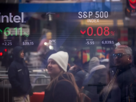 Bo Iran svet pahnil v stagflacijo?