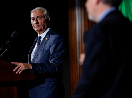 Reza Pahlavi in iranska monarhija v izgnanstvu: je to čas sprememb ali le nostalgija?