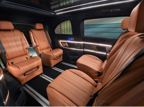 Mercedes predstavil luksuzni električni kombi VLE, cilja na bogate kupce na Kitajskem