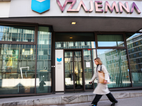 Rdeč dan na ljubljanski borzi. Najbolj se je potopila Vzajemna