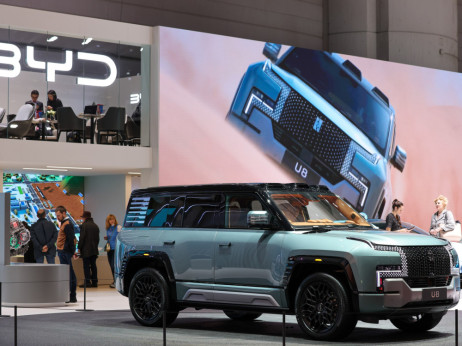 Ko "Božje oko" zamiži na eno oko: ideja avtonomne vožnje rojeva težave