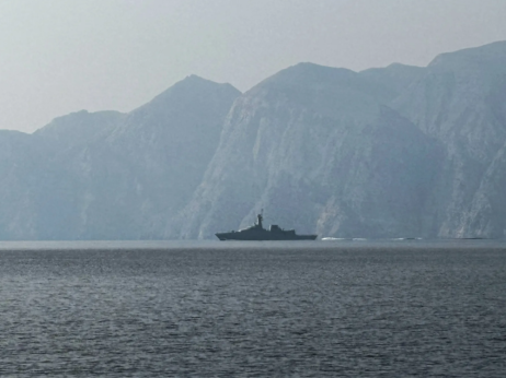 Bo skozi Hormuško ožino dovoljen večji pomorski promet?