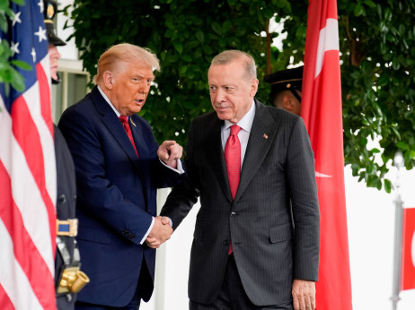 Erdogan: Trumpov dragi prijatelj, ki oborožuje Evropo