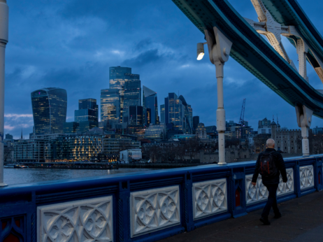 Top 5 novic za začetek dneva: 'Pripravljamo se na težke mesece'