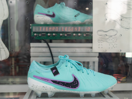 Nike opozarja na šibko povpraševanje, Wall Streetu zmanjkuje potrpljenja
