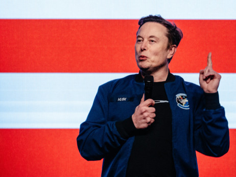 Poslovanje Tesle, Amazona in Intela: kaj vse spremljamo prihodnji teden?