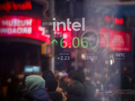 Vlagatelji verjamejo v Trumpovo odrešitev