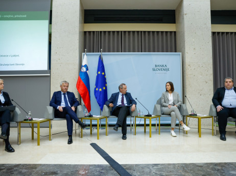 Denar je, ni investicij: Pod vprašajem prihodnja konkurenčnost slovenskega gospodarstva - kdo je kriv za to