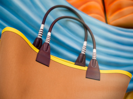 Evropske luksuzne delnice so samo letos izgubile skoraj 180 milijard dolarjev