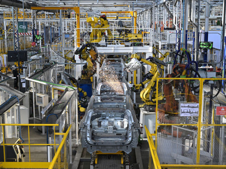 Rast prodaje automobila u Evropi, Kinezi uzimaju sve veći udeo