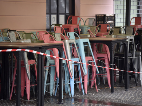 Val stečajev v Sloveniji? Energetski šok z Bližnjega vzhoda preizkuša odpornost podjetij