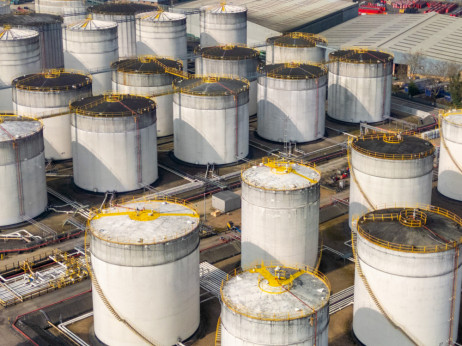 Nafta dosegla najvišjo vrednost po začetku vojne v Iranu